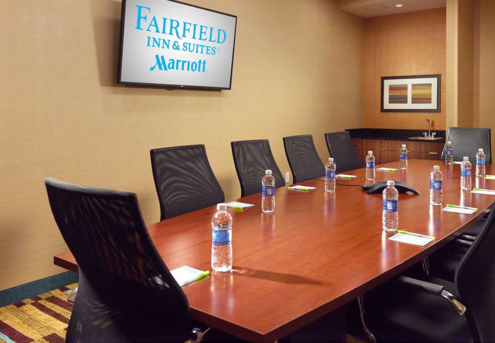 Fairfield Inn & Suites By Marriott Fayetteville North Buitenkant foto